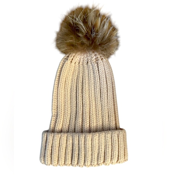 Beanie with Pompom - Picture 1 of 1